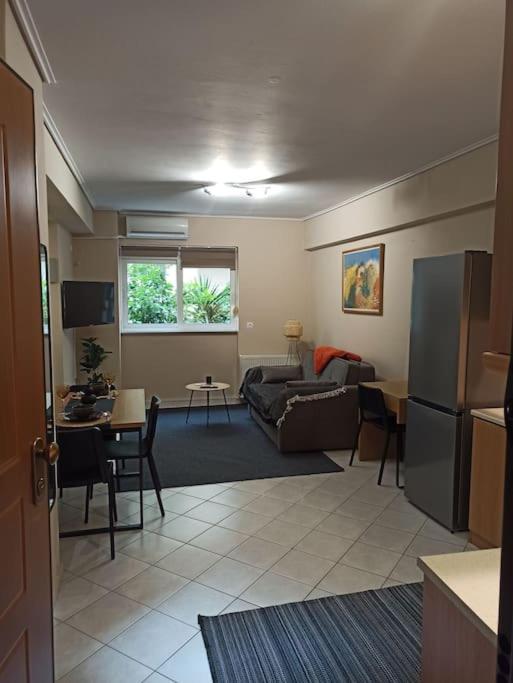 Apartment Living *